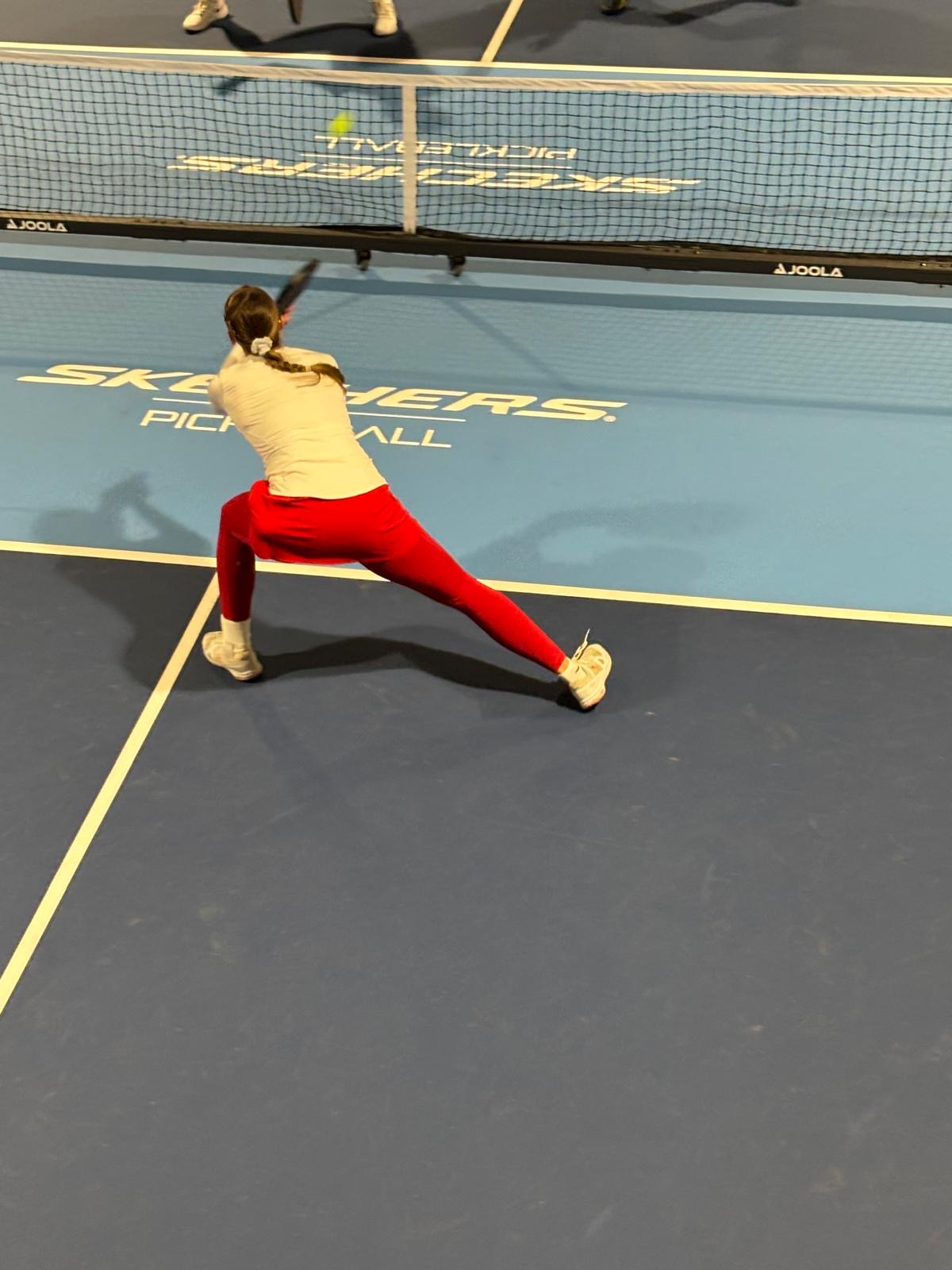 Lina Padegimaite auf dem Court in der Grüze