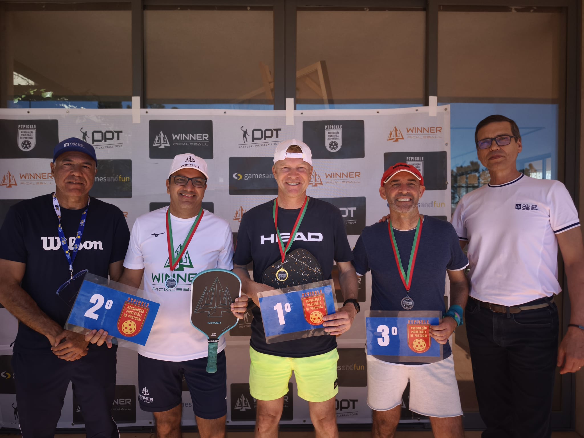 Gold im Herren-Einzel 50+ · Siegerehrung in Estoril